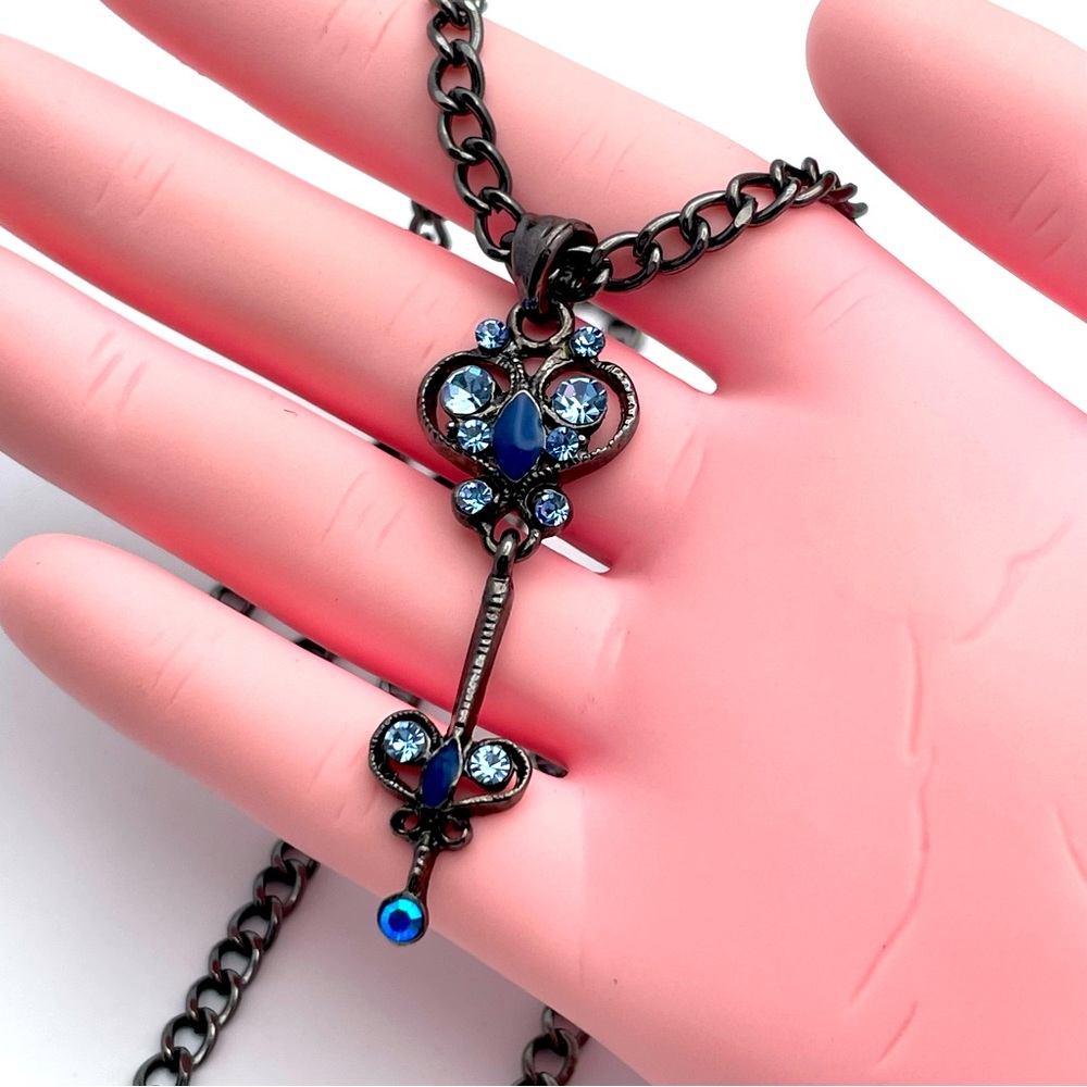 Stunning Gunmetal Blue Crystal Key Pendant Necklace Gothic Victorian